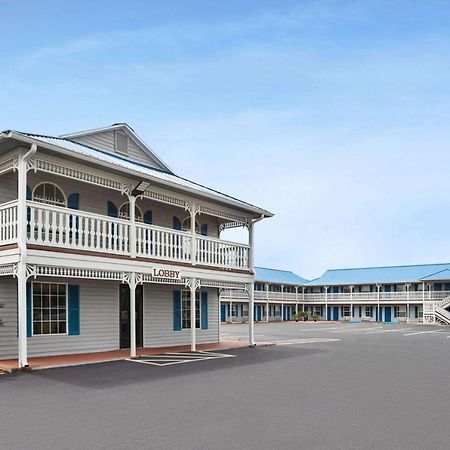 Super 8 By Wyndham Foley Exterior foto