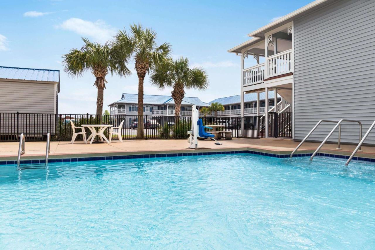 Super 8 By Wyndham Foley Exterior foto