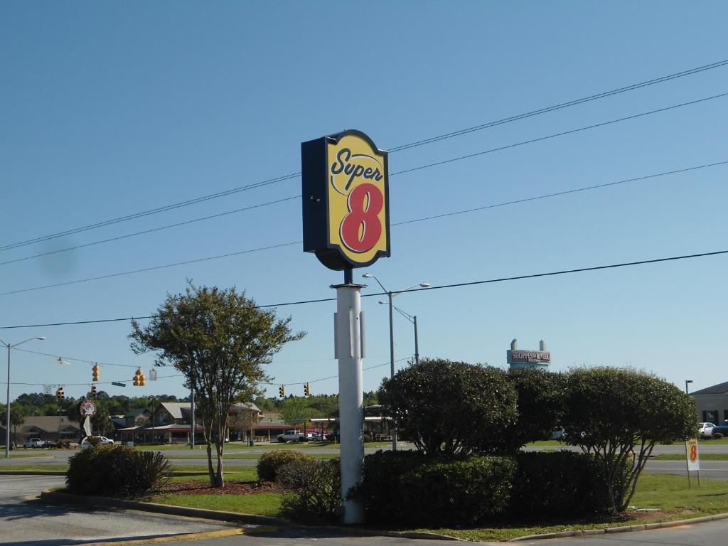 Super 8 By Wyndham Foley Exterior foto